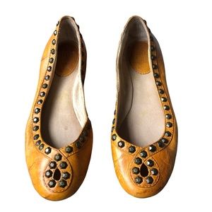 Frye Emma Honeycomb Stud Flats